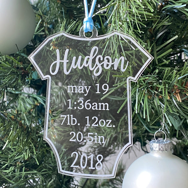 Custom Acrylic New Baby Details Christmas Ornament, featuring personalized details like baby’s name, birthdate, and weight. A unique keepsake to celebrate a newborn’s first Christmas, this ornament adds a special touch to holiday decor. Perfect as a thoughtful gift for new parents or a family keepsake."