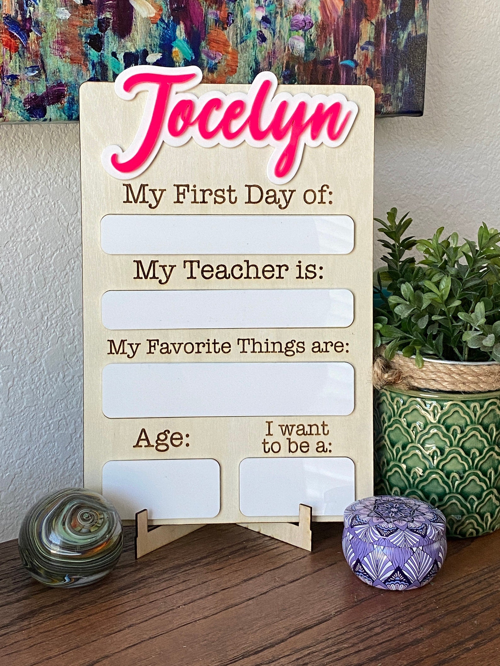 Custom School Sign Photo Prop for kids, featuring a reusable design with space for personalizing with their name. Perfect for celebrating the first day of school, this photo prop helps capture memorable moments while adding a personal touch to back-to-school photos.