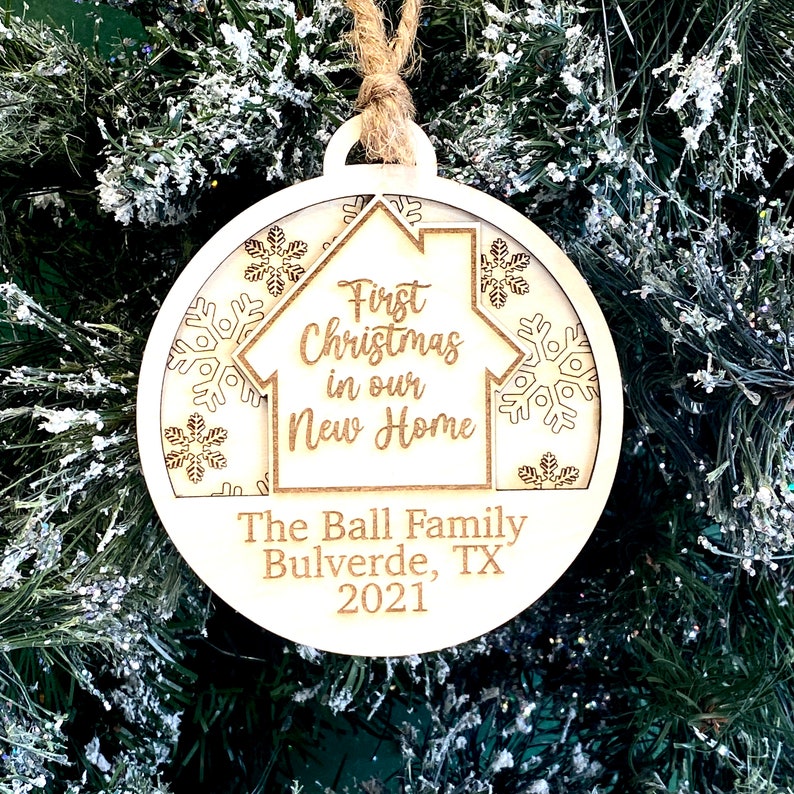 First Christmas in New House Ornament, custom with personalized text to celebrate a special milestone. A perfect Christmas gift or keepsake for new homeowners, adding a personal touch to your holiday decor.
