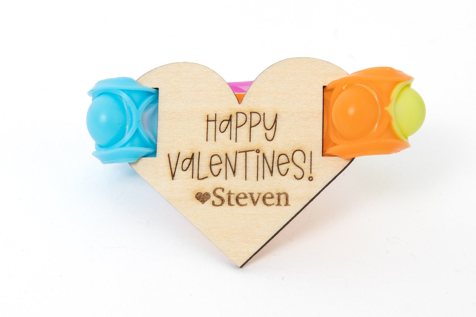 Kid Valentines Set, perfect for classrooms and school celebrations. Includes Valentines for boys and girls, with fun gaming-themed designs. A great way to share the love during Valentine’s Day, offering a variety of playful and creative options for kids to exchange with classmates.